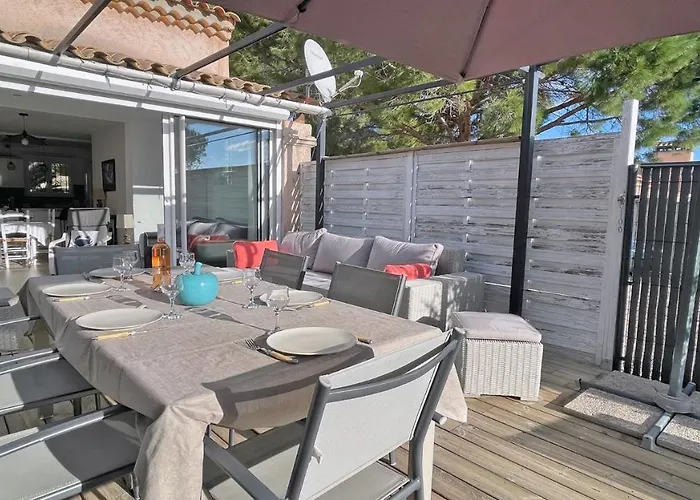 Mazet Saquedes 11 Semesterbostad *